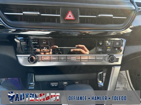 Used 2024 Kia Seltos X-Line image 21