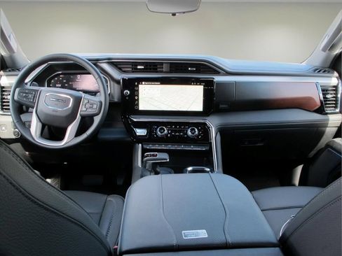 Used 2026 GMC Sierra 1500 Denali w/ Technology Package AWD/4WD image 22
