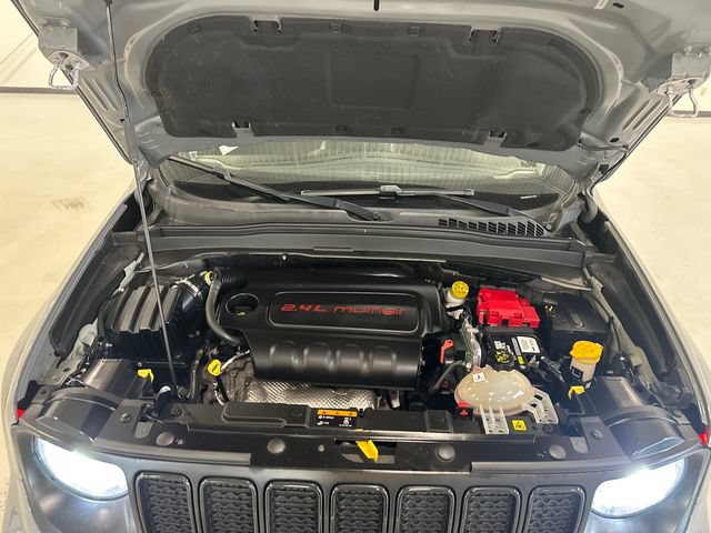 Used 2020 Jeep Renegade Altitude AWD/4WD image 31