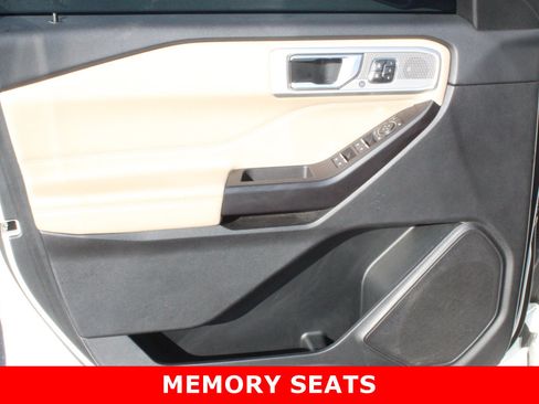 Used 2020 Ford Explorer Limited AWD/4WD image 13