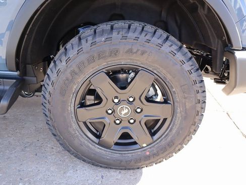 New 2025 Ford Bronco Outer Banks AWD/4WD image 19