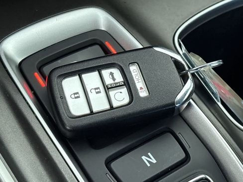 Certified 2021 Honda Accord Touring image 19