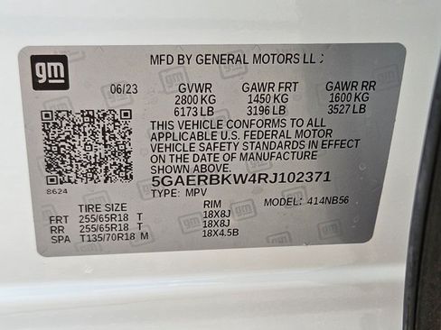 Used 2024 Buick Enclave Essence w/ Trailering Package, 5000 lbs. FWD image 29