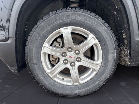 Used 2018 GMC Acadia SLE image 14