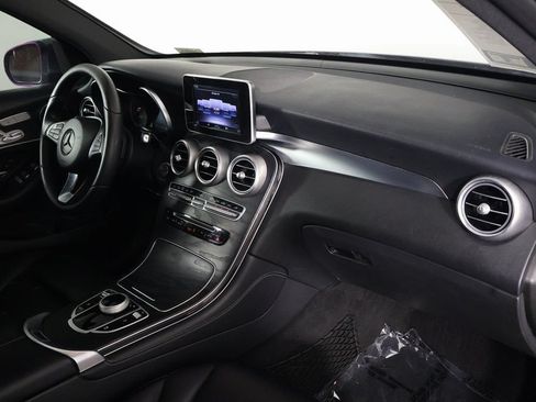 Used 2018 Mercedes-Benz GLC 300 image 9