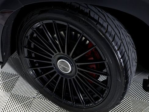 Used 2024 Cadillac Escalade V w/ LPO, ONYX Package image 53