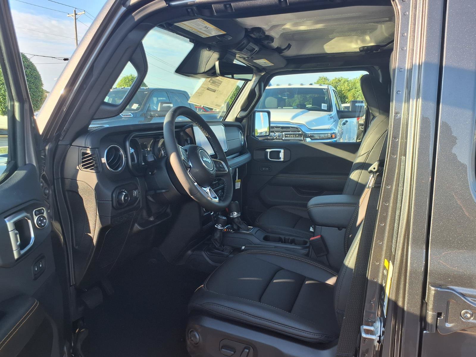 New 2027 Jeep Wrangler Unlimited Sahara AWD/4WD image 9