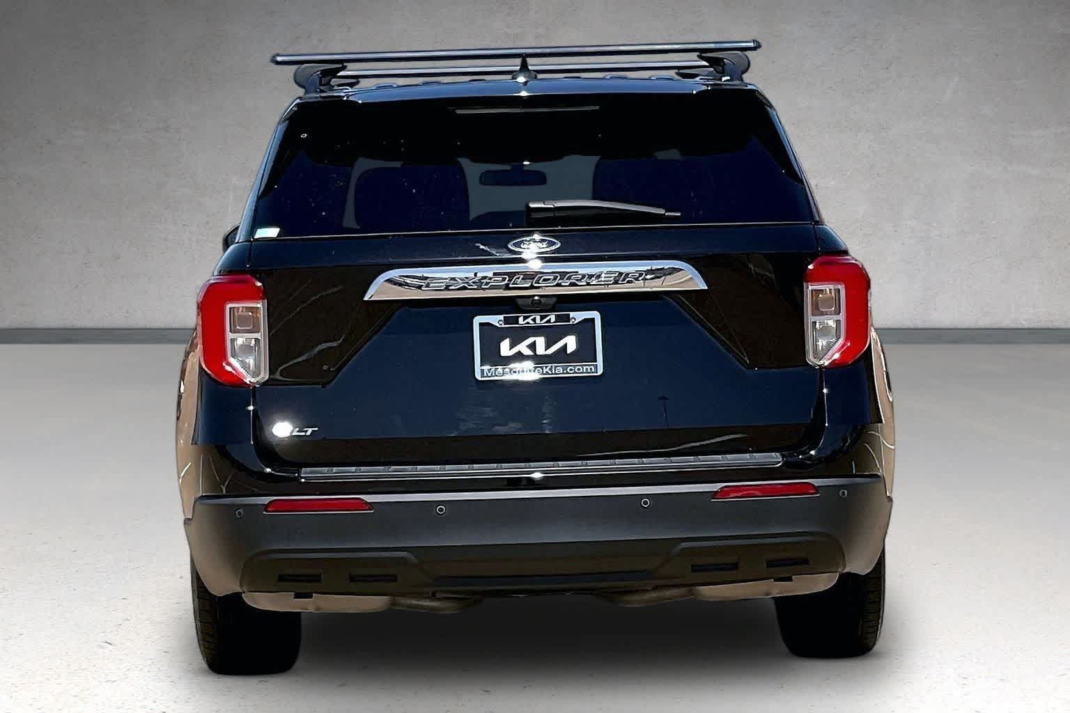 Used 2023 Ford Explorer XLT RWD image 5