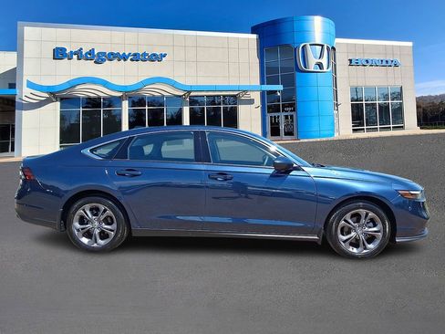 Used 2024 Honda Accord EX image 7