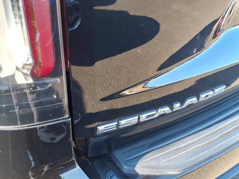 Certified 2023 Cadillac Escalade ESV Sport w/ Touring Package image 10