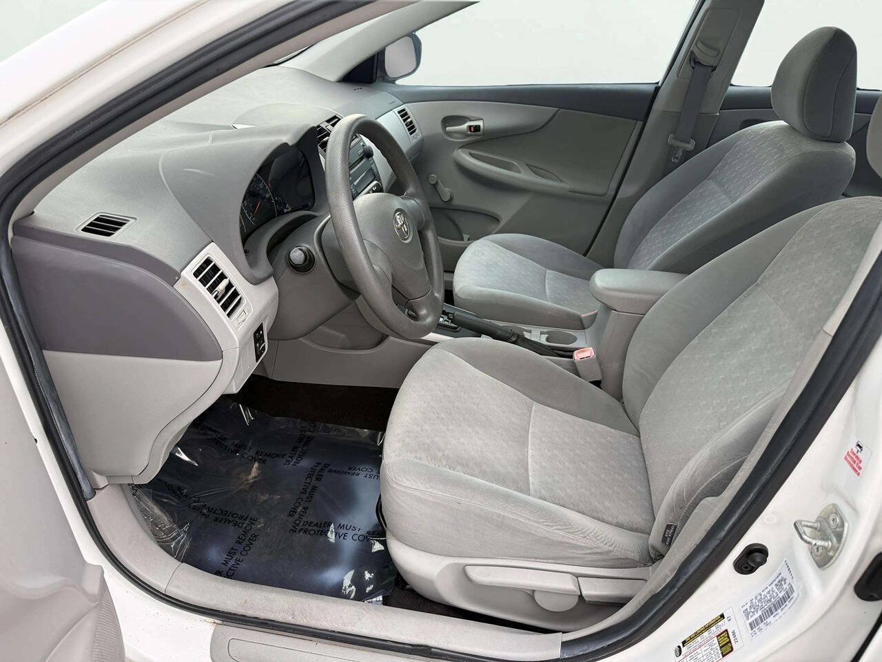 Used 2009 Toyota Corolla FWD image 10