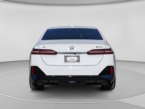 Used 2024 BMW i5 M60 AWD/4WD image 12