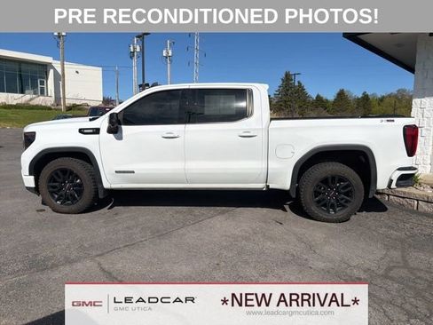 Used 2022 GMC Sierra 1500 Elevation w/ Preferred Package AWD/4WD image 2