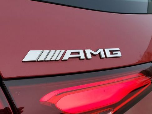 Used 2024 Mercedes-Benz GLC 43 AMG 4MATIC image 9