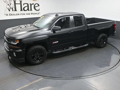 Used 2018 Chevrolet Silverado 1500 LT w/ Midnight Edition AWD/4WD image 62