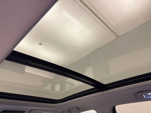 Certified 2025 Honda Prologue Elite image 14