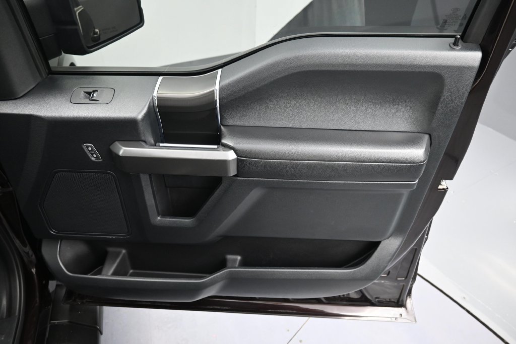 Used 2019 Ford F150 XLT w/ Equipment Group 302A Luxury AWD/4WD image 35