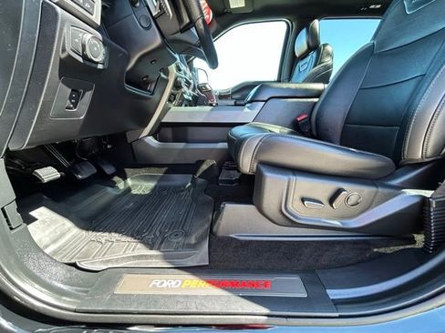 Used 2018 Ford F150 Raptor w/ Equipment Group 802A Luxury AWD/4WD image 34