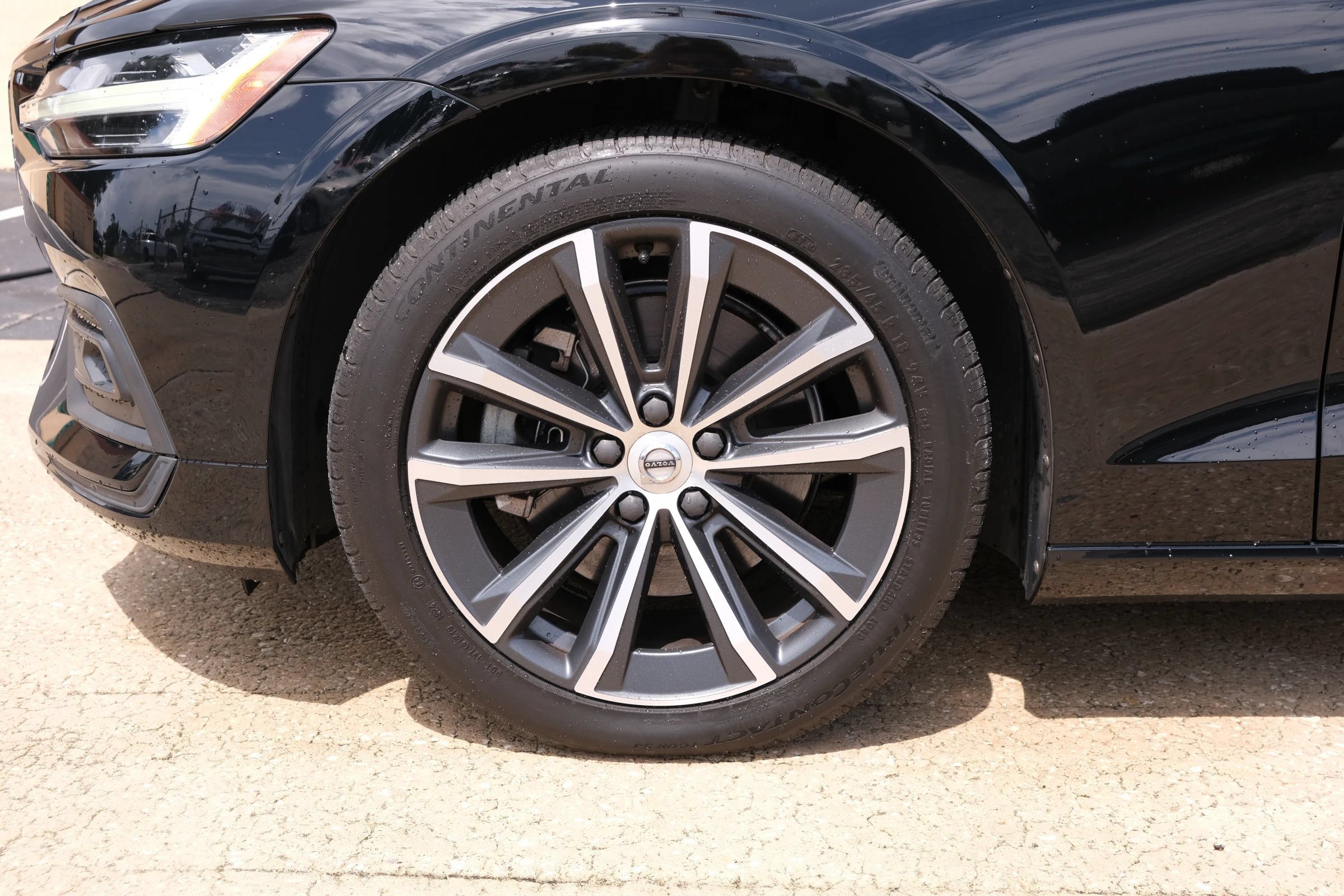 Used 2021 Volvo S60 T5 Momentum FWD image 17