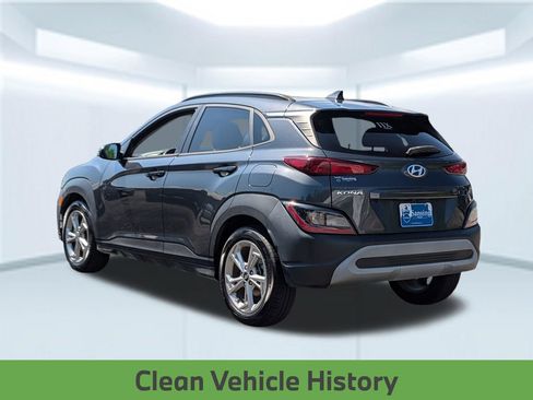 Used 2022 Hyundai Kona SEL w/ Convenience Package FWD image 4