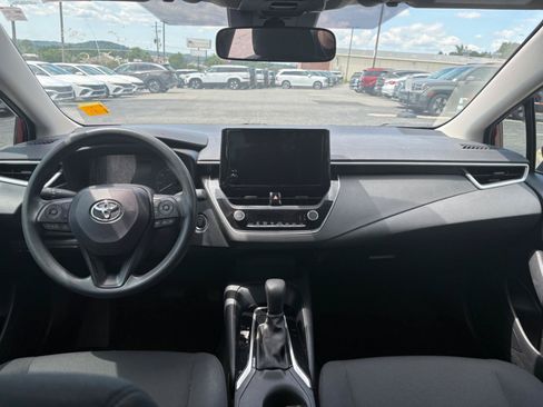 Used 2023 Toyota Corolla LE w/ LE Convenience Package FWD image 24