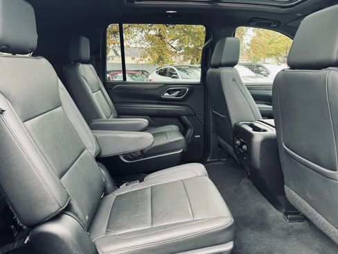 Used 2022 Chevrolet Suburban Z71 w/ Z71 Off-Road Package image 35