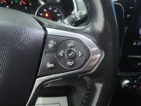 Used 2020 Chevrolet Traverse LT w/ LT Premium Package image 15