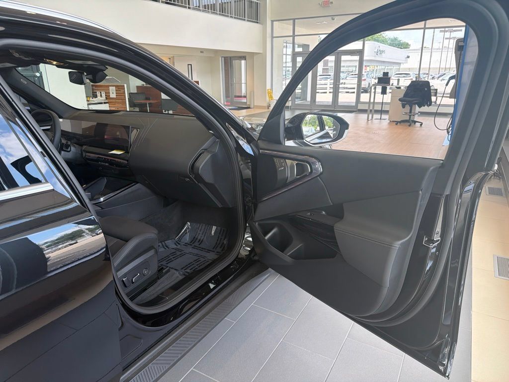 New 2026 BMW X3 xDrive30i w/ Premium Package AWD/4WD image 16