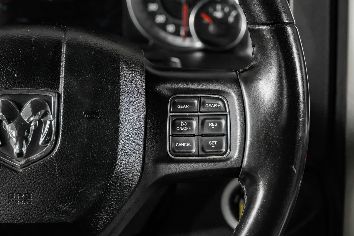 Used 2017 RAM 1500 SLT RWD image 18