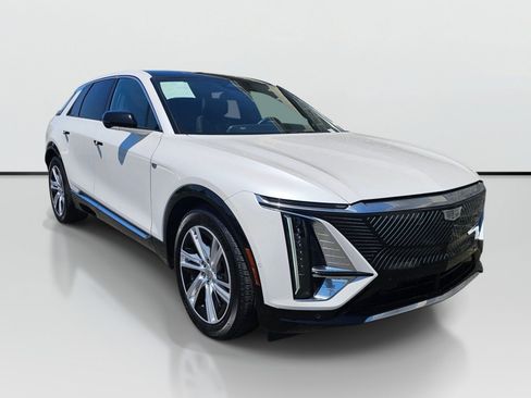 Used 2024 Cadillac Lyriq Tech w/ Driver Assist Package RWD image 9