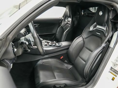 Used 2018 Mercedes-Benz AMG GT Roadster image 5