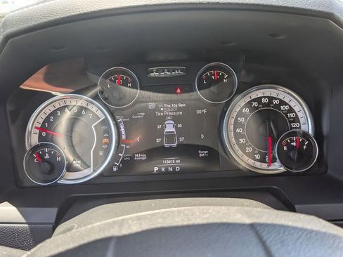 Used 2016 RAM 1500 Laramie w/ Convenience Group AWD/4WD image 21