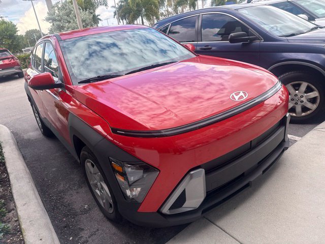 Used 2025 Hyundai Kona SE FWD image 3