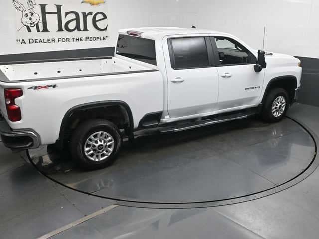 Used 2026 Chevrolet Silverado 2500 LT AWD/4WD image 46