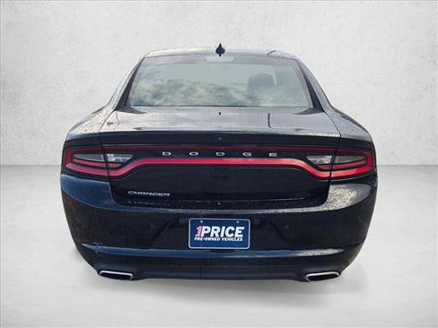 Used 2023 Dodge Charger SXT RWD image 6