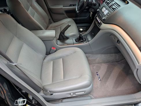 Used 2007 Acura TSX w/ Navigation FWD image 17