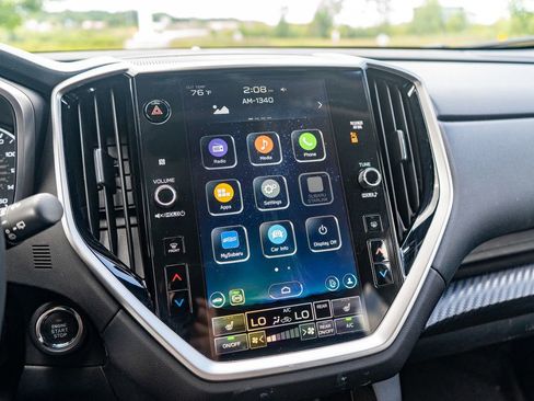 Used 2024 Subaru Ascent Premium w/ Convenience Package image 28