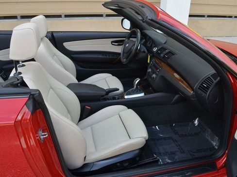 Used 2012 BMW 135i Convertible image 38