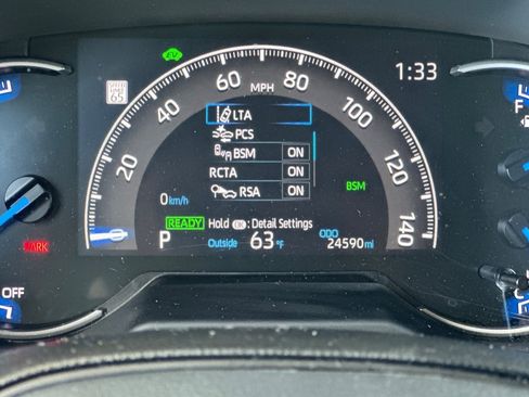 Certified 2025 Toyota RAV4 LE image 23