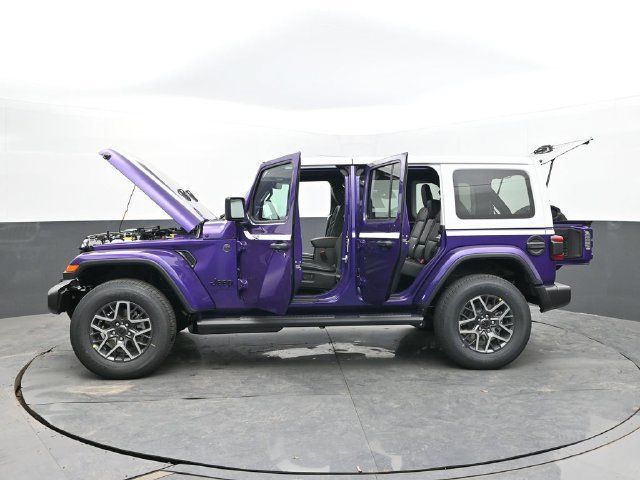 New 2026 Jeep Wrangler Unlimited Sahara w/ Whitecap Package AWD/4WD image 61