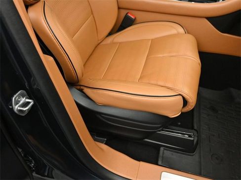 Certified 2022 Lincoln Aviator Black Label Grand Touring image 33