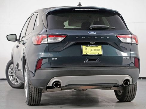 Used 2022 Ford Escape SE w/ Cold Weather Package image 5