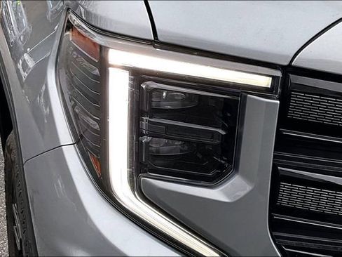 Certified 2024 GMC Sierra 1500 Elevation image 30