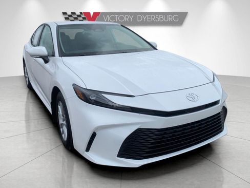 New 2026 Toyota Camry LE image 2