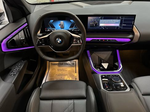 Used 2025 BMW X3 xDrive30i w/ Convenience Package image 17