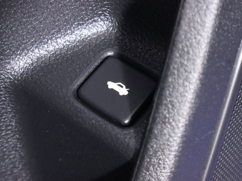 Used 2018 Honda Civic Touring image 29