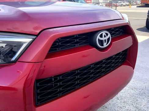 Used 2014 Toyota 4Runner SR5 RWD image 33