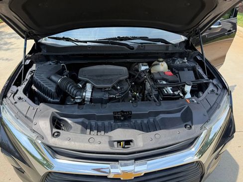 Used 2020 Chevrolet Blazer LT FWD image 16