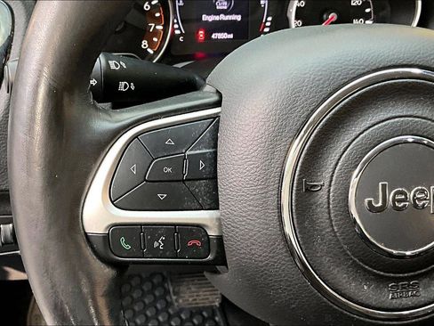 Used 2020 Jeep Compass Latitude image 19