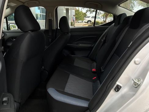 Used 2025 Nissan Versa SV FWD image 12